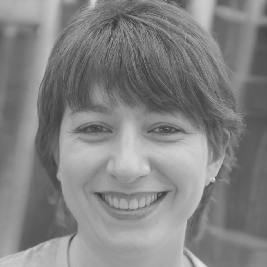 Фото Теи Перуш